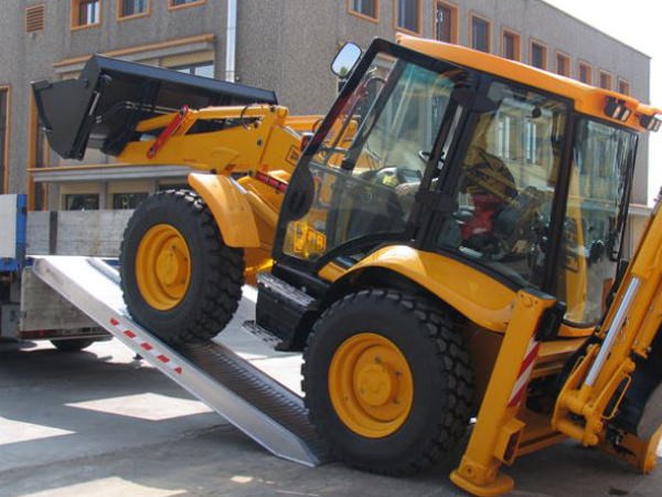 M185 Alu-Schienen können mit oder ohne Rand gekauft werden.