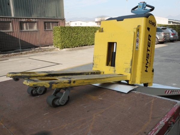 Das Auflager sorgt für einen sicheren Übergang von Auffahrrampe zu Zielebene.