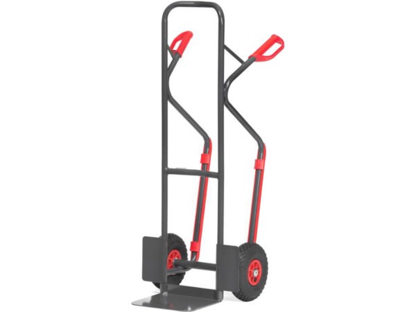 Der Karren kann Lasten bis 300 kg problemlos tragen.