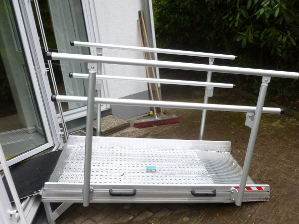 Rollstuhlrampe für Balkon- und Terrassentür // Thiele-Shop